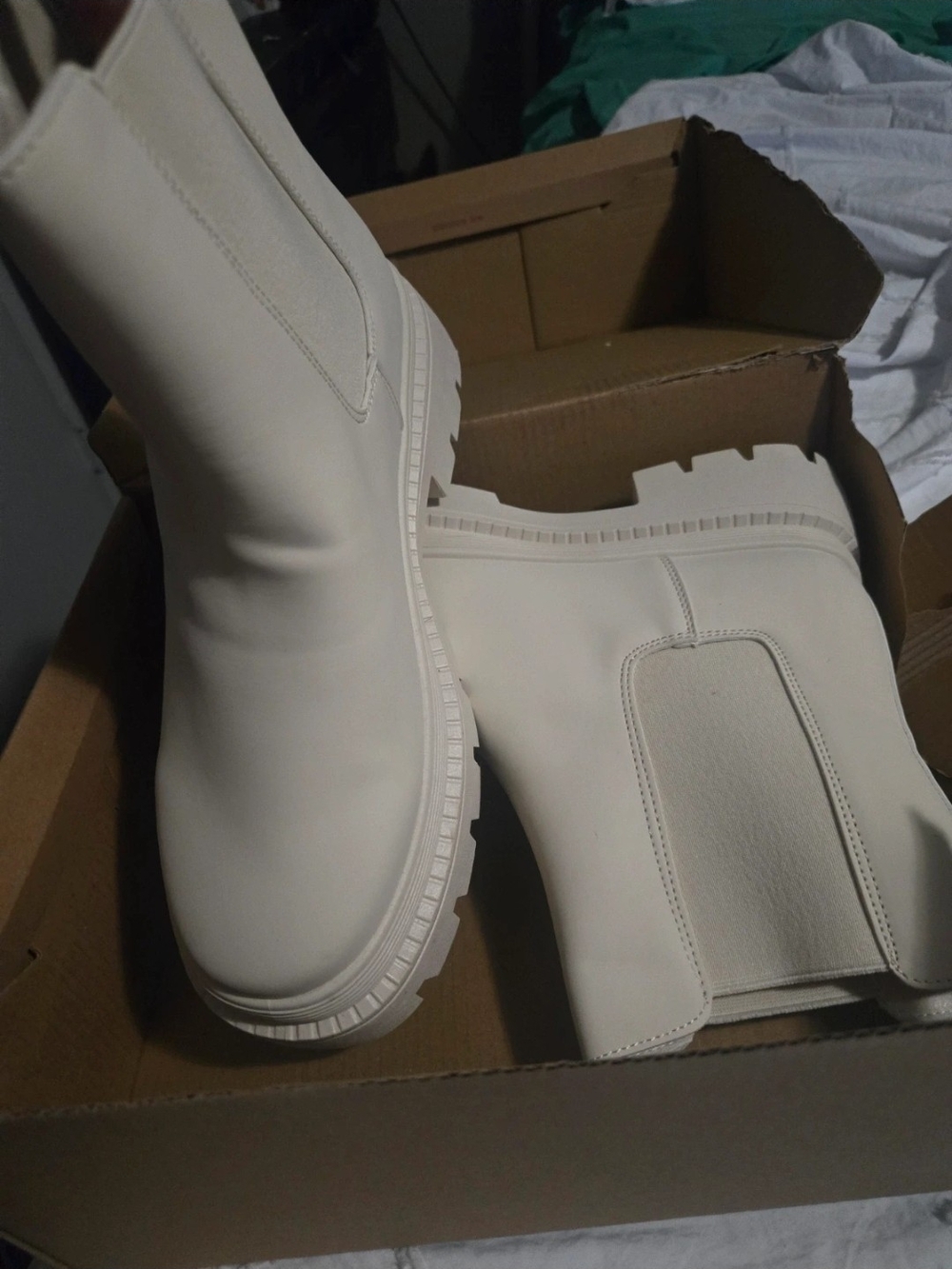 Chelsea Platform Ankle Boots in Cream